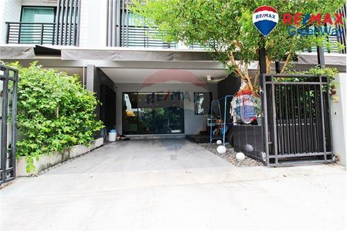 Chom Thong Second hand single house condo for sale rent